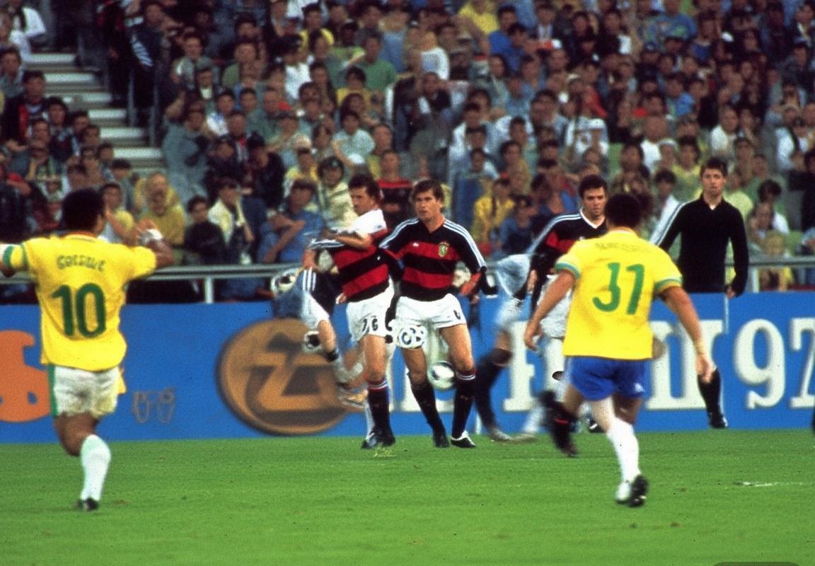 巴西德国足球巅峰对决：激情与理性的较量